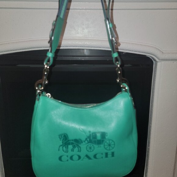 Coach Jes Hobo Horse Carriage Logo Leather Shoulder Bag EUC - Picture 2 of 7